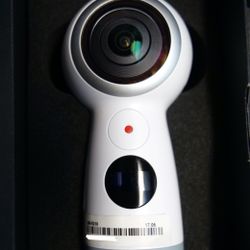 Samsung Gear 360 Degree Camera 4K Spherical VR Photo Video Live