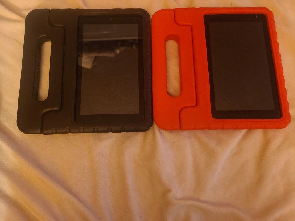 Fire 7 tablet, 7" display, 32 GB, (2019 release)