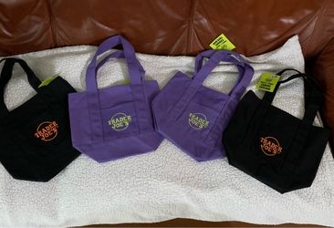 Trader Joe’s Trick or Treat Halloween 2026 Tote Bags