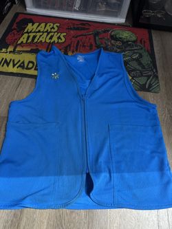 Walmart Vest Size Medium