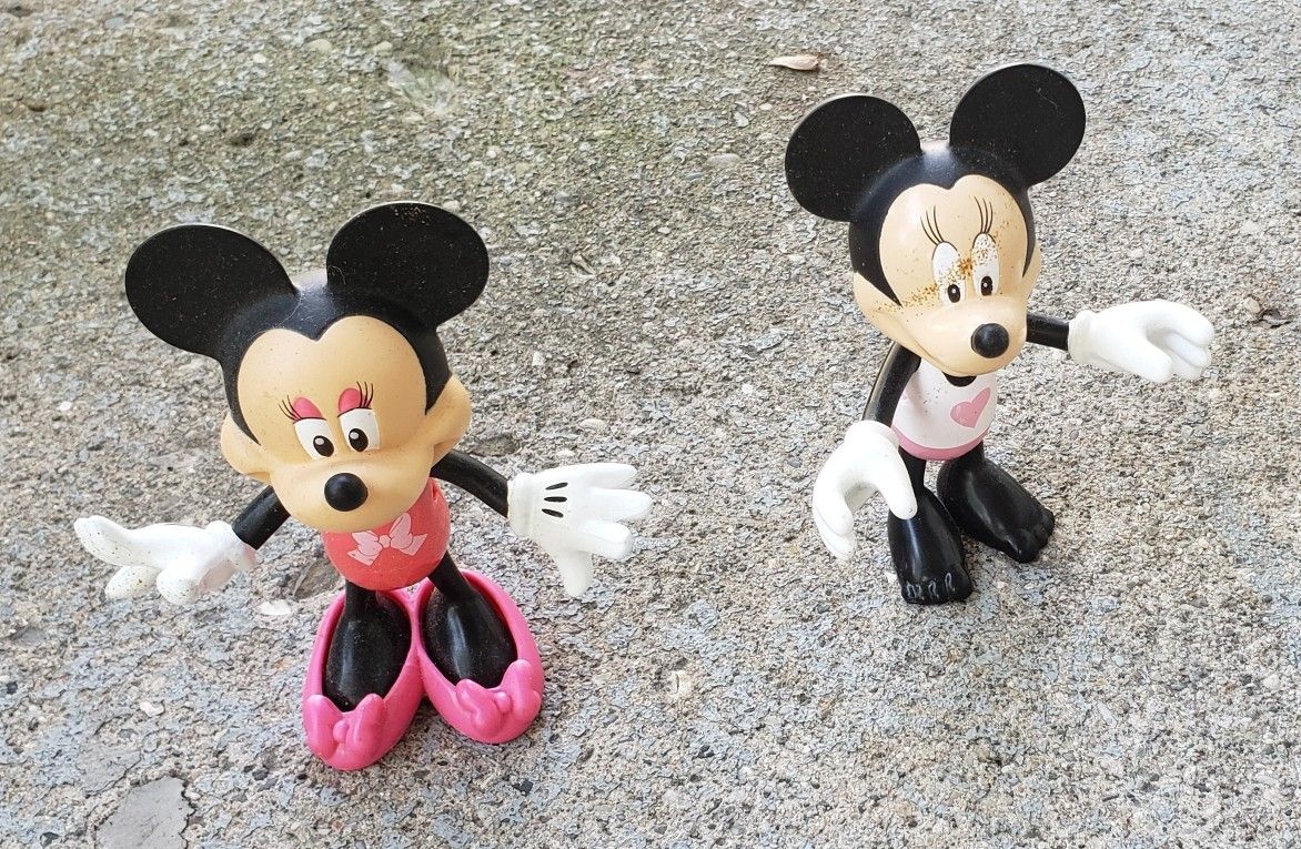 2 DISNEY MINNIE MOUSE RUBBER FIGURINES 6 INCHES  IN HEIGHT  PICK UP ONLY 