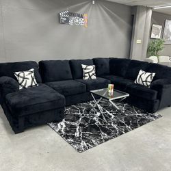 NEW COMFY AND SOFT SECTIONAL