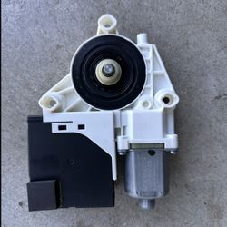 Volkswagen Passat Front Right Passenger Side Door Window Motor