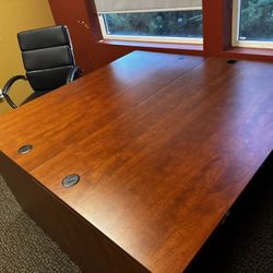 🏢 Office Furniture Sale – Everything Must Go!