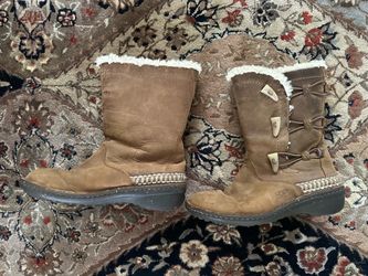 UGG Boots size 6