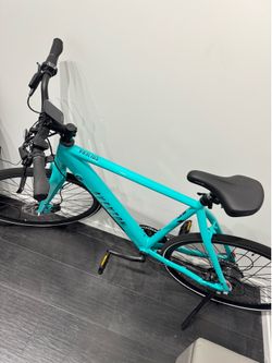 Aventon E Bike with Charger