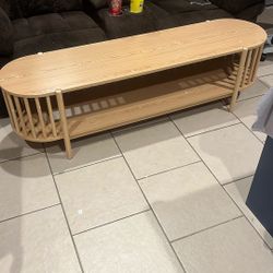 Entertainment/ Coffee Table 