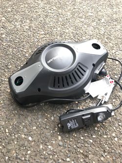 Chamberlain garage ceiling inflator with power and light