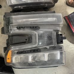 2021 Silverado RH/LH Headlights 