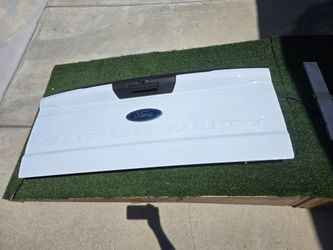 F250 tailgate with rhino bedliner