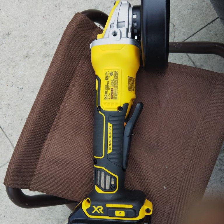 Grinder DeWalt Tool Only