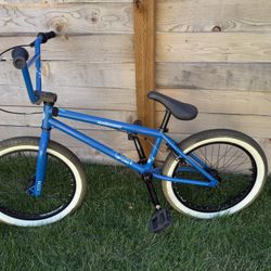 Kink Curb 20”