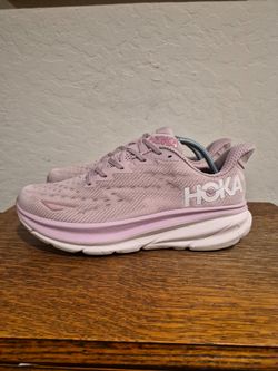 HOKA One One Clifton 9 Athletic Running Shoes 
Women's Size 11B