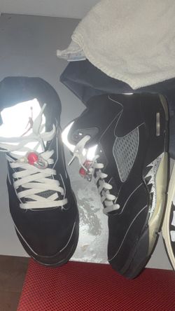 Jordan 5 metallic used size 10.5