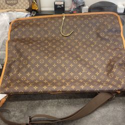 Louis Vuitton Luggage 