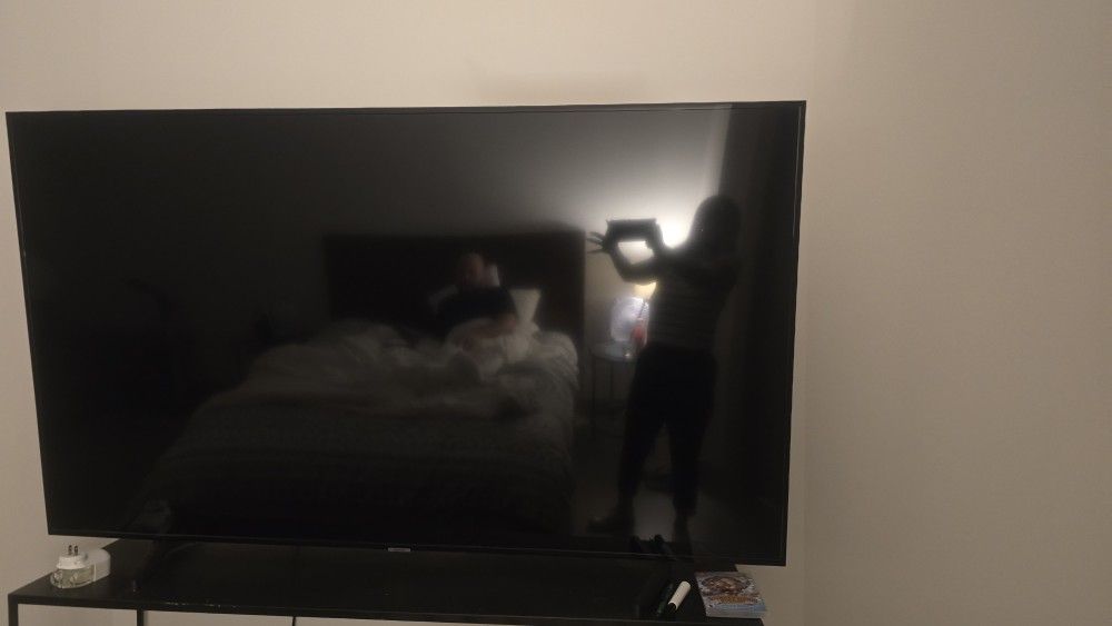 75 SAMSUNG TV