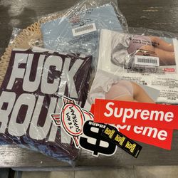 Supreme Lot September 29 Tees & Accesories 
