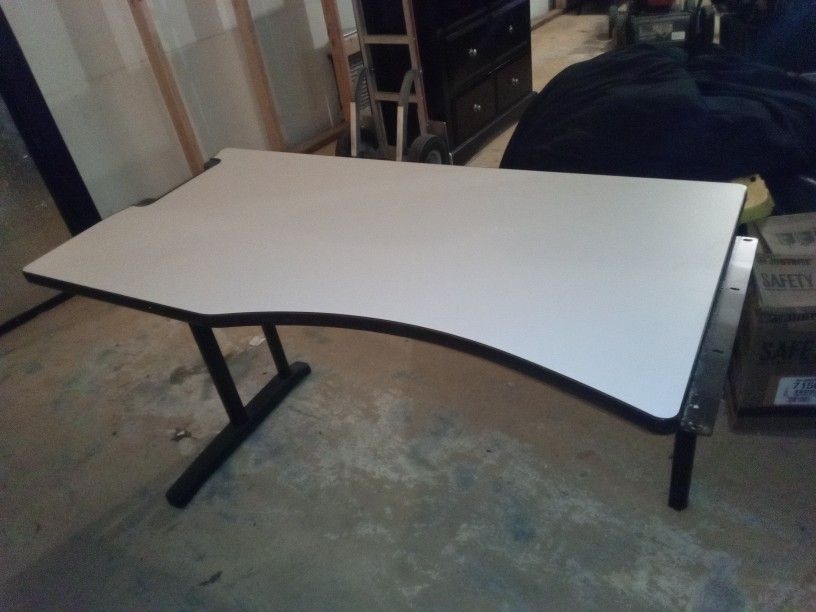 Business Desks