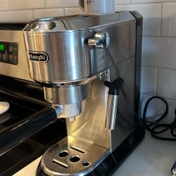 Espresso Machine- De’Longhi