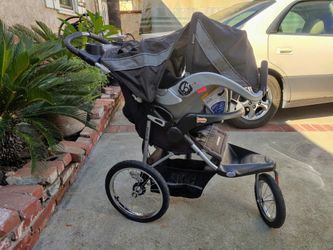 Baby Trend Expedition Jogging Stroller with Car seat and base