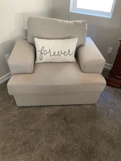 Bed room chair