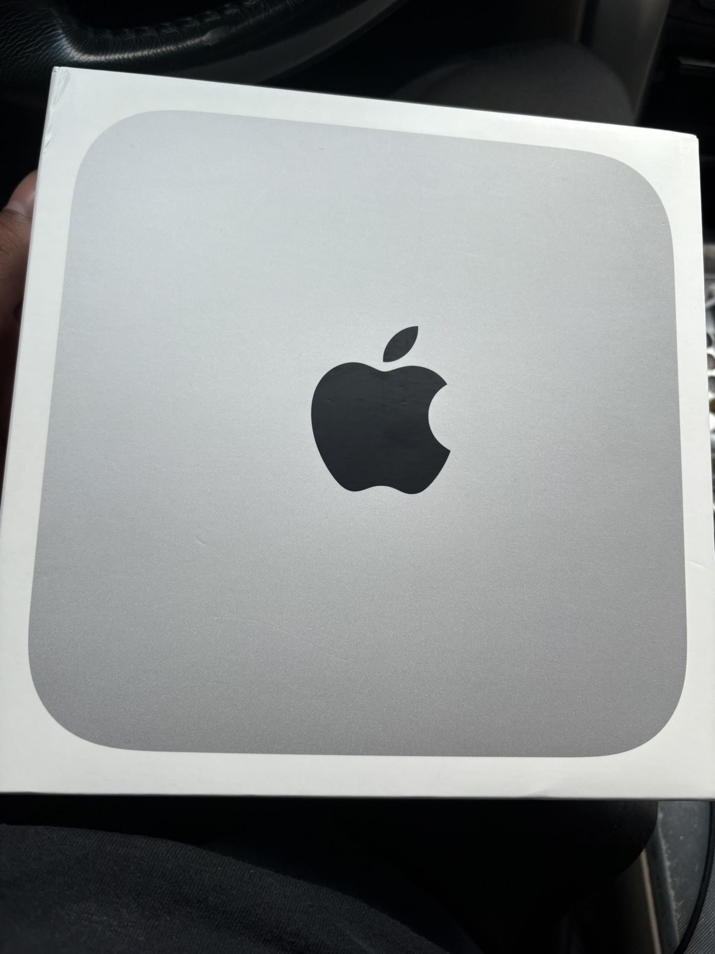 Mac mini with Apple M2 chip (8GB RAM, 256GB SSD)