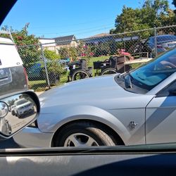  Dos Cillas De Ruedas En Muy Buenas Condiciones  La Vecinas Las Puso Fuera Hoy Es La  1 Pm I Siguen Aqui Si Alguien Las Quiere Estan Alli   626 S McDo