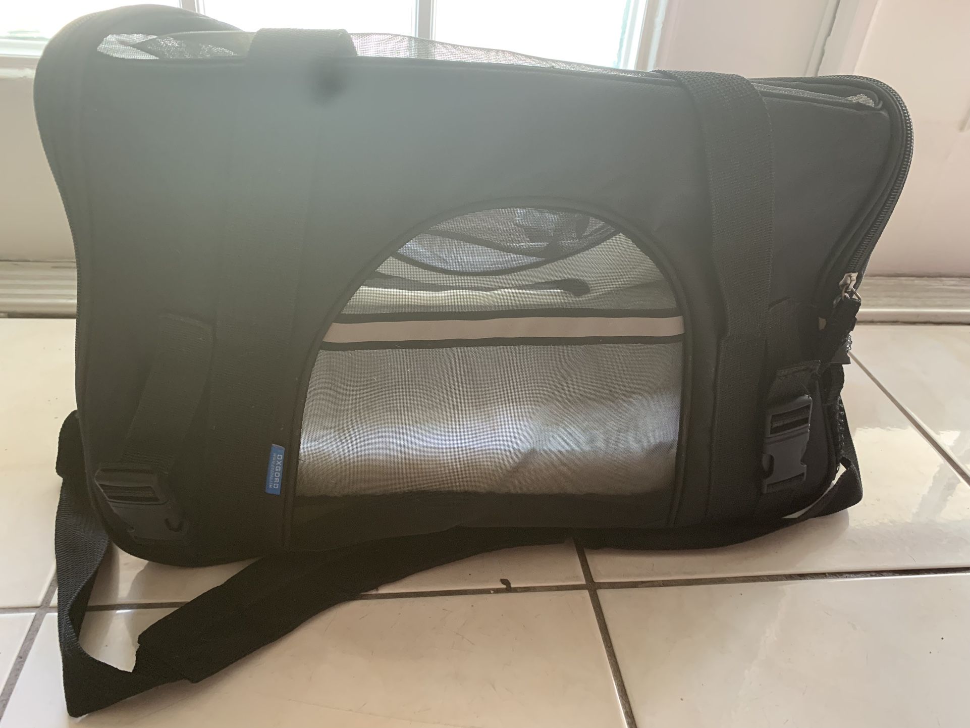 Oxfgord    Dog Carrying Case