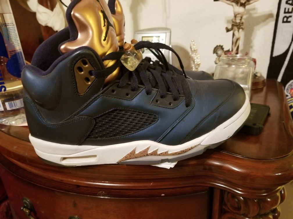 Jordan retro bronze fresh condition size 10