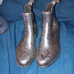 $4 Girl's Rain Boots Size 13