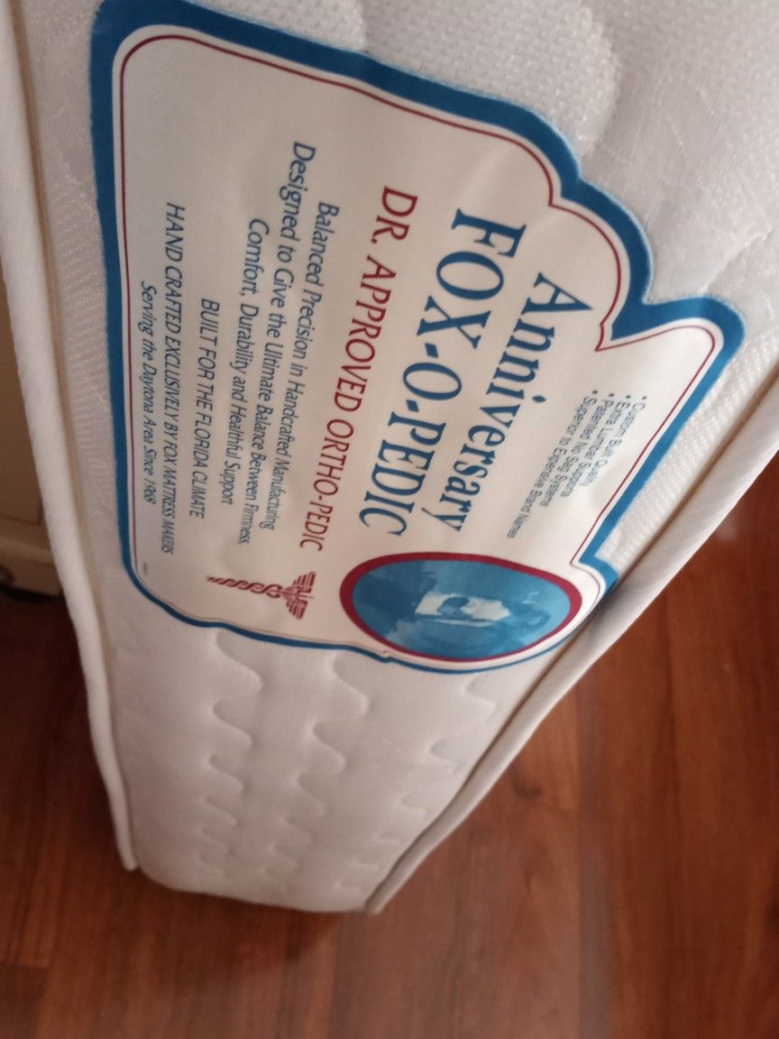 Queen Size Mattress FOX Mattress Makers and Boxspring