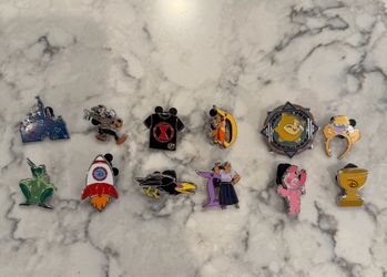 Disneyland D Pin Lot