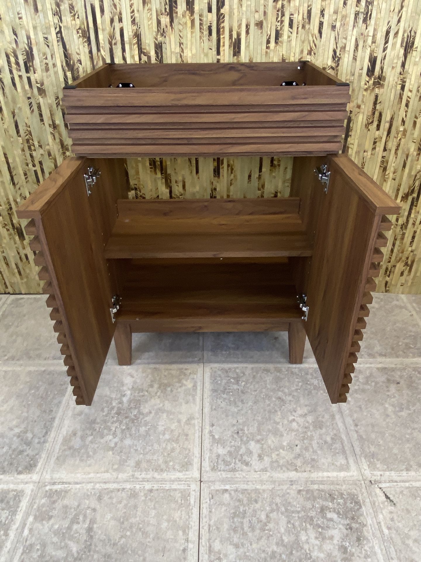 Modway Render MidCentury Bathroom Vanity for Sale in Seatac, WA OfferUp