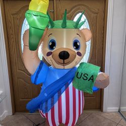 6FT 4th of July Inflatables Outdoor Decorations Blow Up Inflatable Bear Holding Torch with Build-in LEDs Patriotic Inflatable  D
