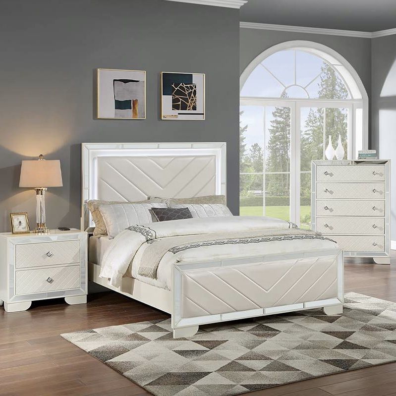 5pc Queen Bedroom Set - White Bed Dresser Mirror Nightstand Tall Chest