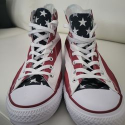 Size 12  Vintage  American Flag Converse  Chucks 