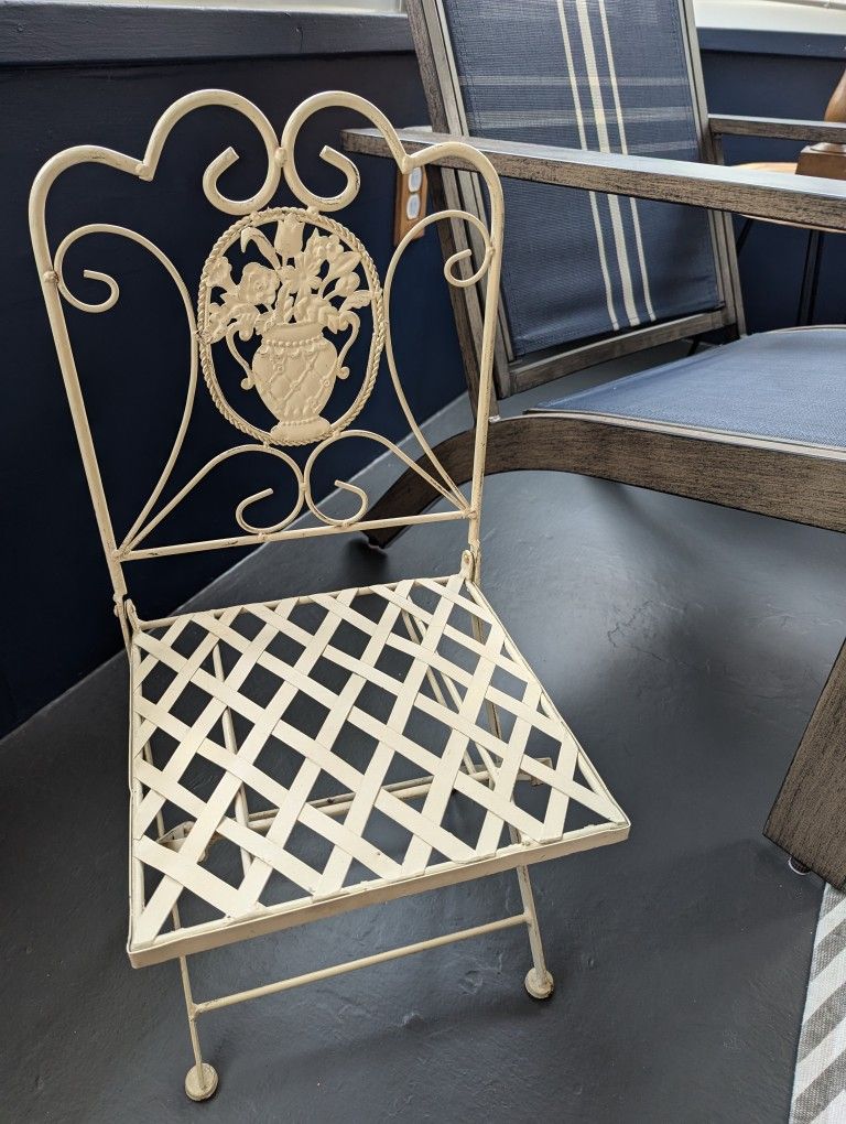 Vintage Childs Folding Chair - RARE