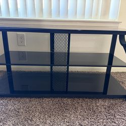 Mesa para TV / centro de entretenimiento color negro