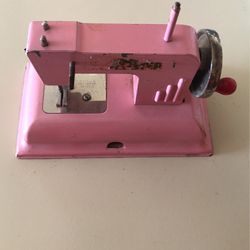 Kay-EE Sew master Antique Toy Sewing Machine