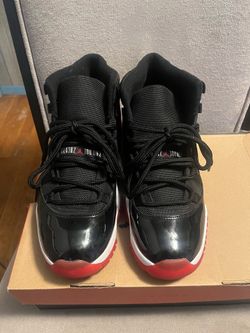 Jordan 11s size 9