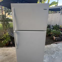 Refrigerator Whirlpool 
