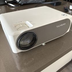 Vankyo - 1080p Projector with 250 Lumens + Bag