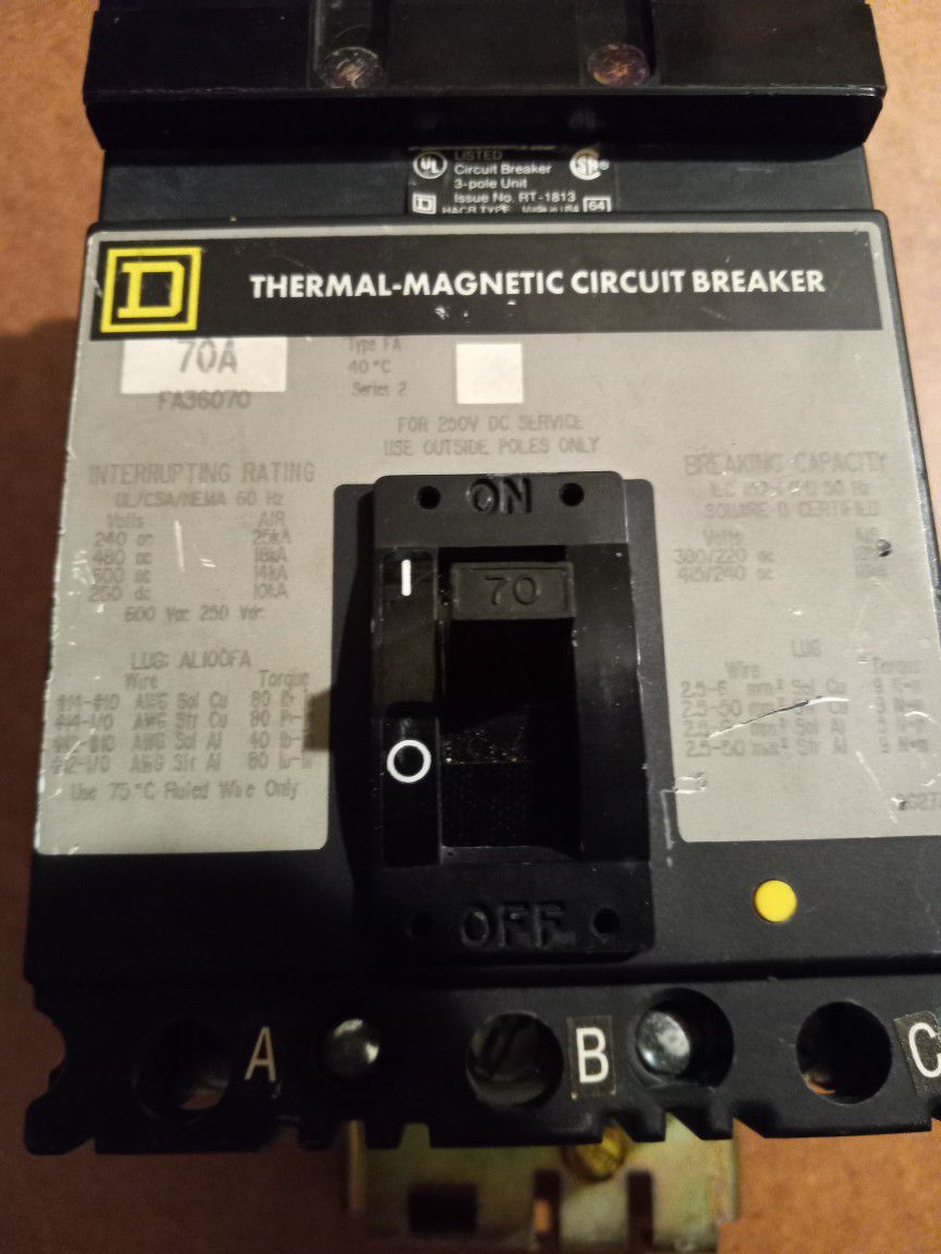 Square D FA36070 Molded Case 70 Amp Circuit Breaker 600 Voltage 