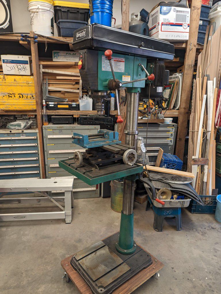 Grizzly G7948 Floor Drill Press With Shop Fox Vice 