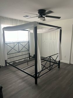 Queen Canopy Bed