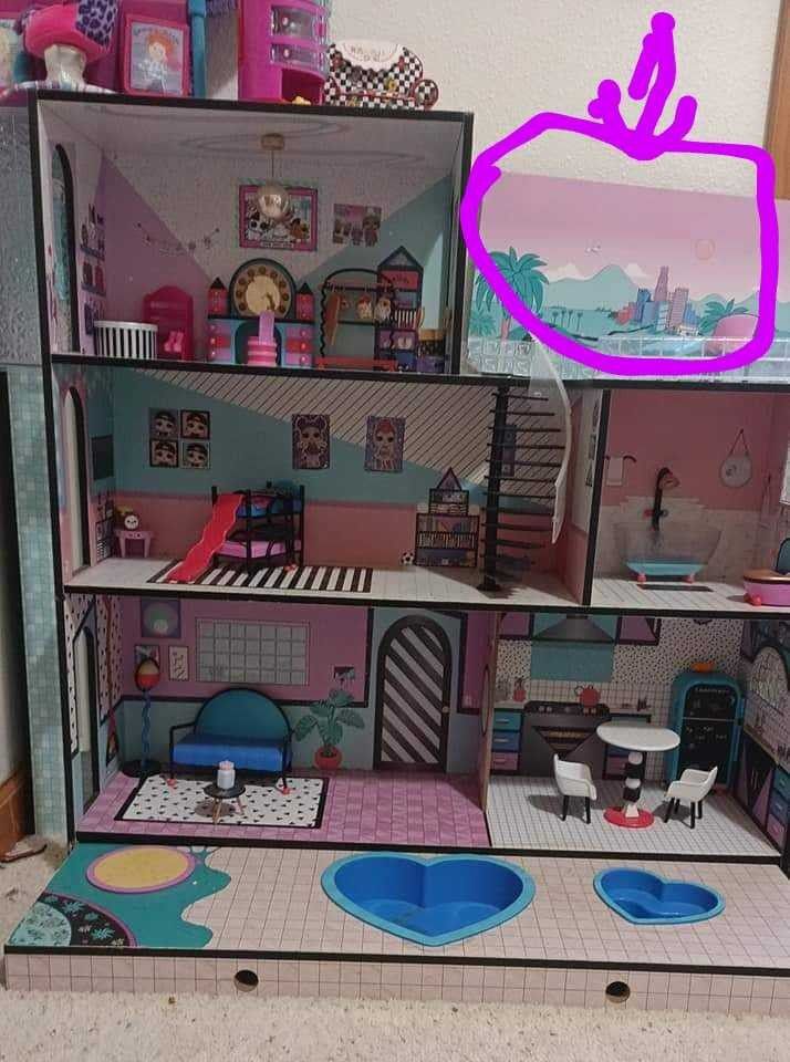 LOL Doll House With All Accessories 