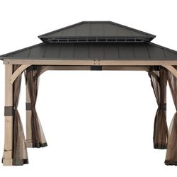 New Broyhill Yorktown 10x12 Gazebo 