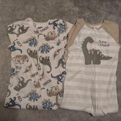 Toddler Boy 2 Piece Set Onesie Footy Pajamas Size 5T - Everett, Wa