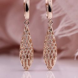 585 Rose Gold Hollow Long Earrings women