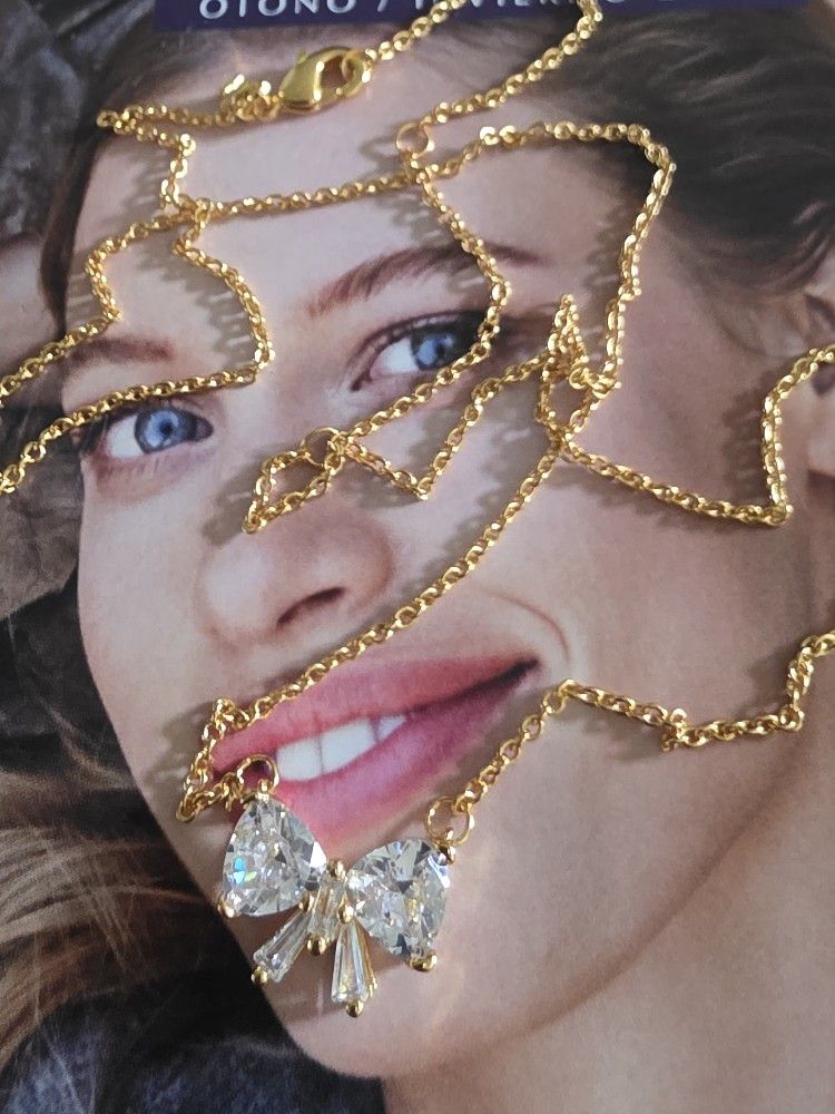 Pandora Sparkling Bow Necklace